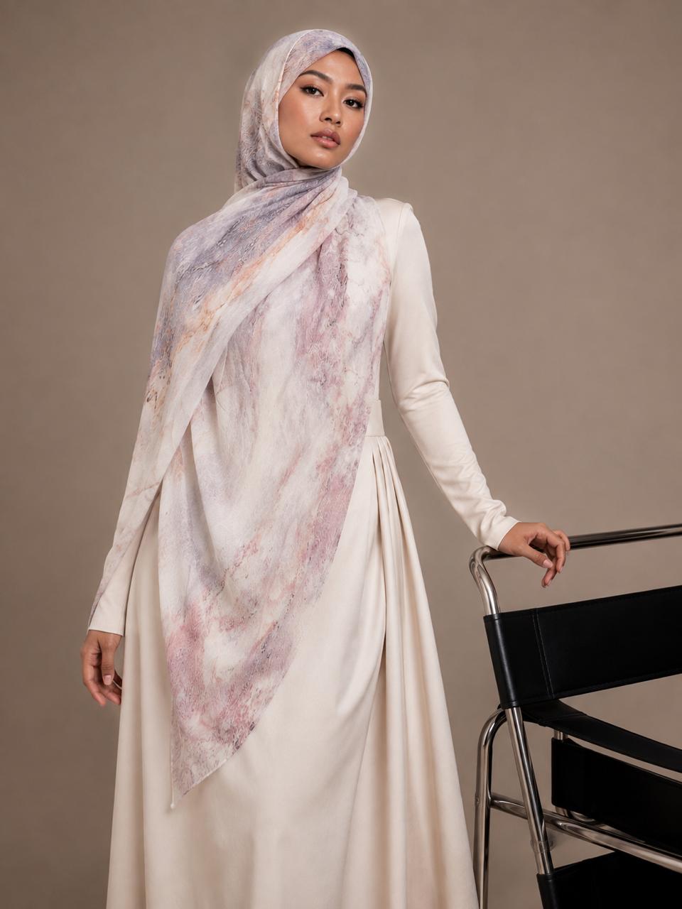 Pearl Blush am Model